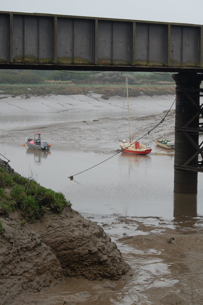 Low tide by funkybunch