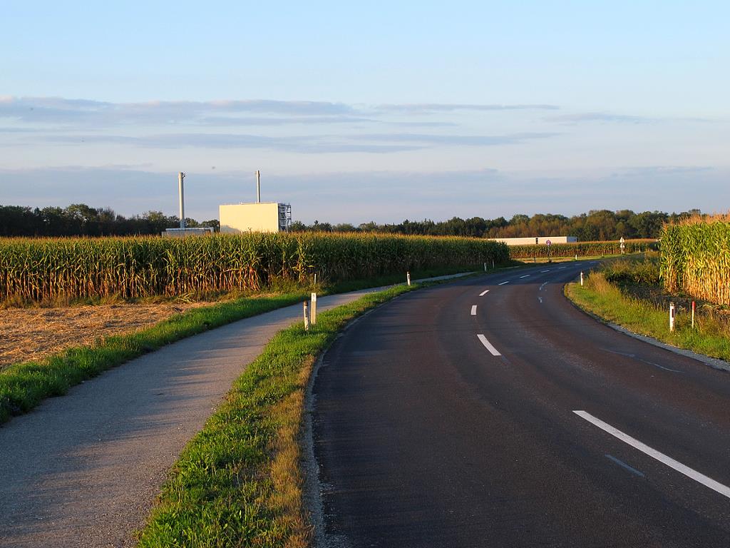 Auf der Straße nach Herzograd by cerambyx