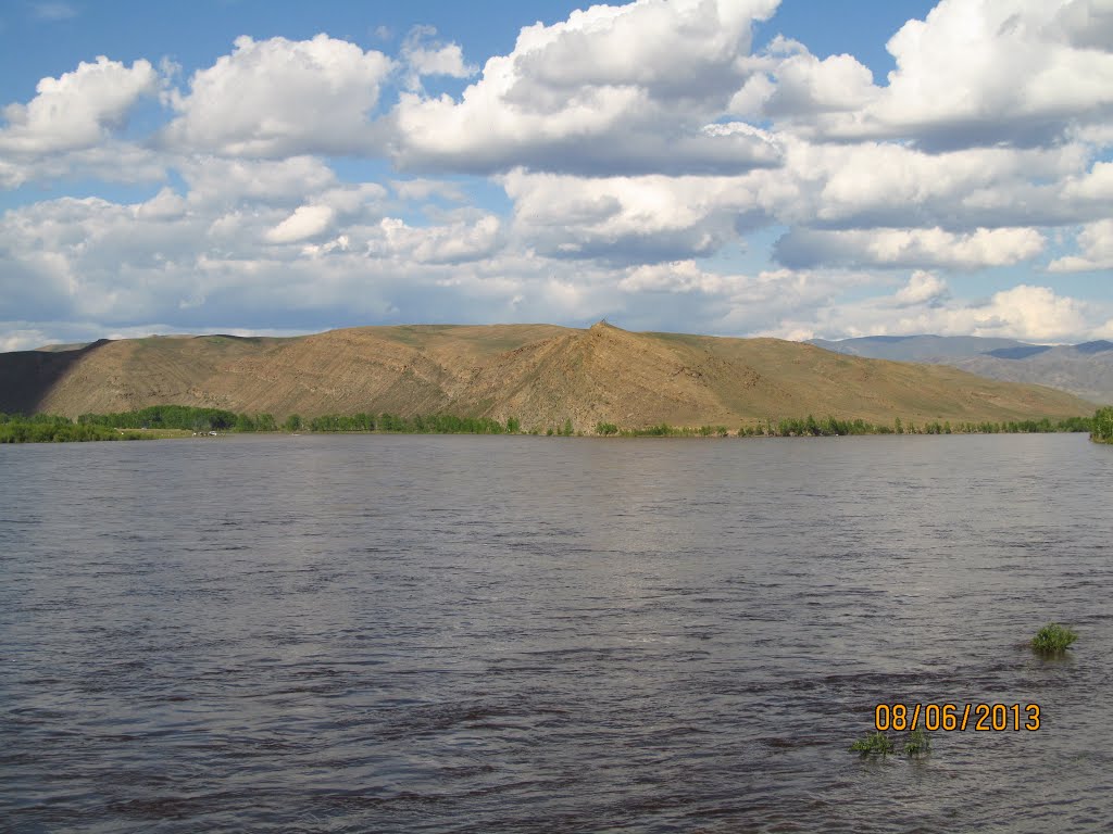 Place of confluence of Big and Small Yeniseis - Biy-Khem (from left) and Kaa-Khem (from right) by Anuar T