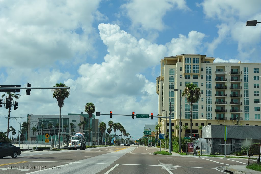 Tampa - Florida USA by mario.kaupe