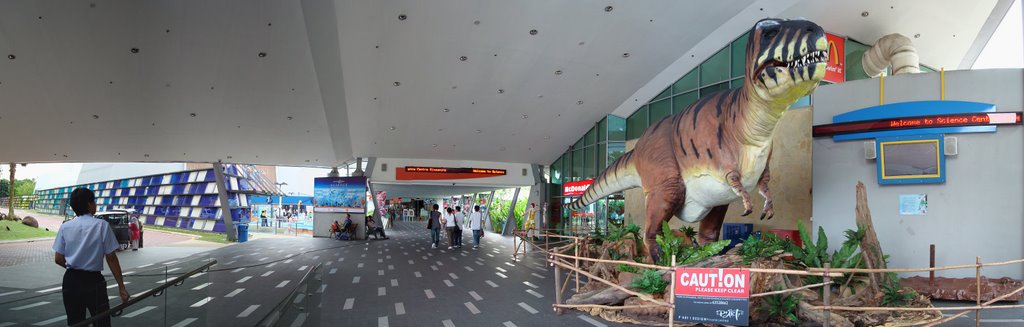 SINGAPORE SCIENCE CENTER by thura-panoramio