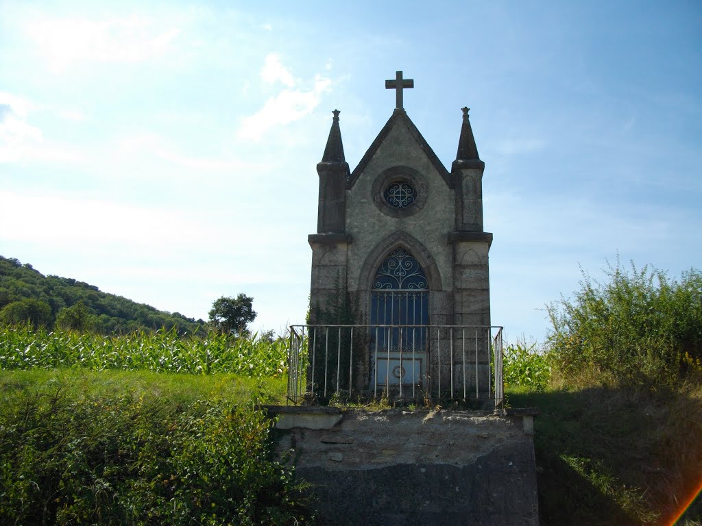 Chapelle entre Gémonval & Marvelise by Claudius B.