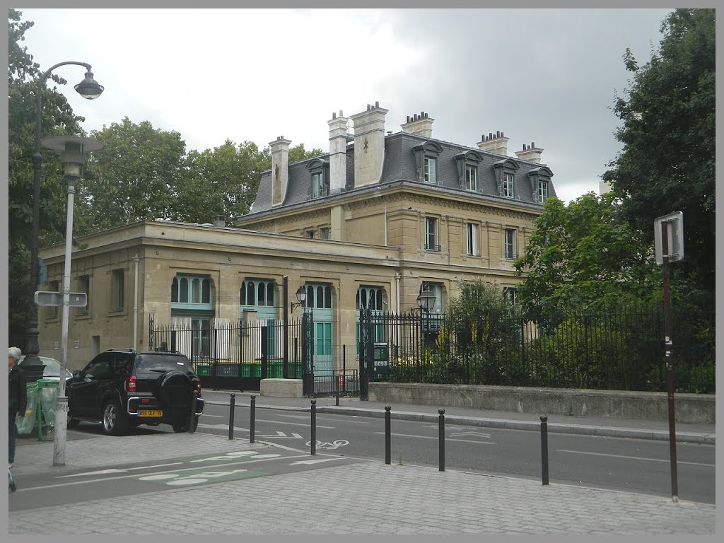 La Gare de Reuilly by JP.GUYOMARD