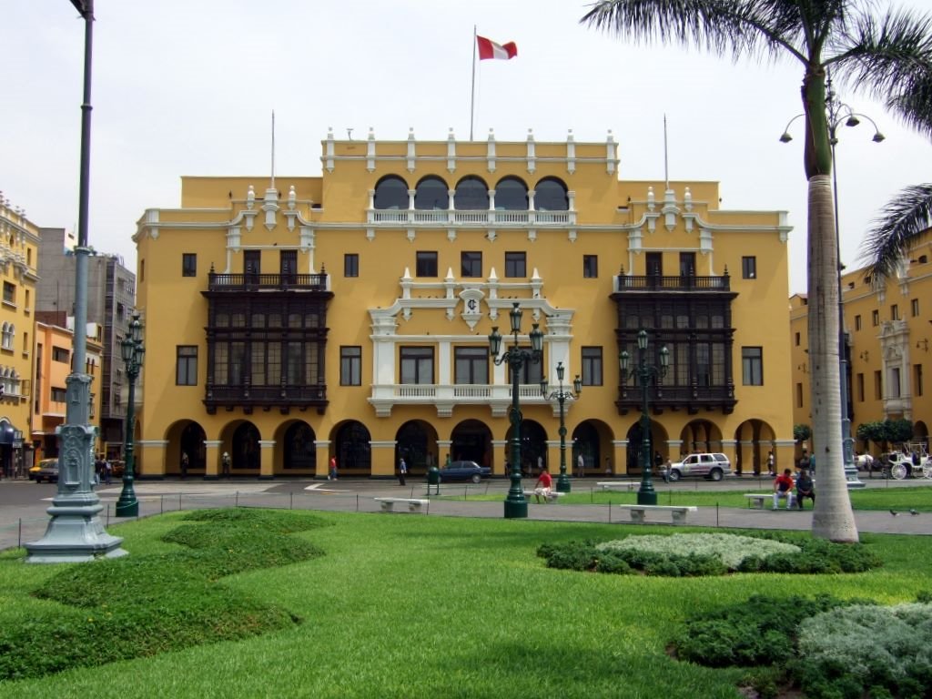 PERU, Lima, Plaza de Armas, Municipalidad by Talavan