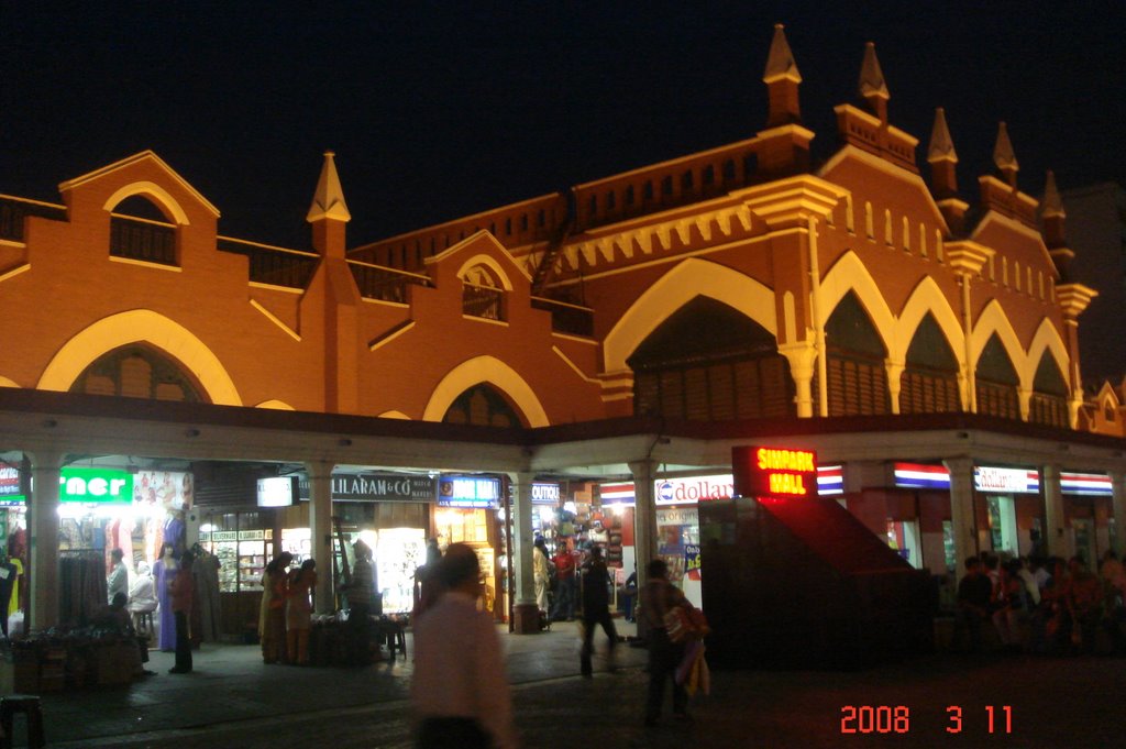 Hug market (old new market) by anamtitu