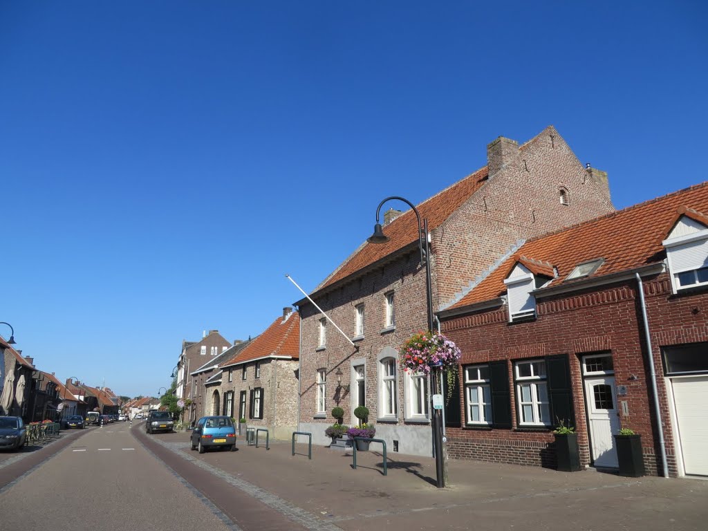 NL - Neeritter - Driessensstraat by Danny Danckaert