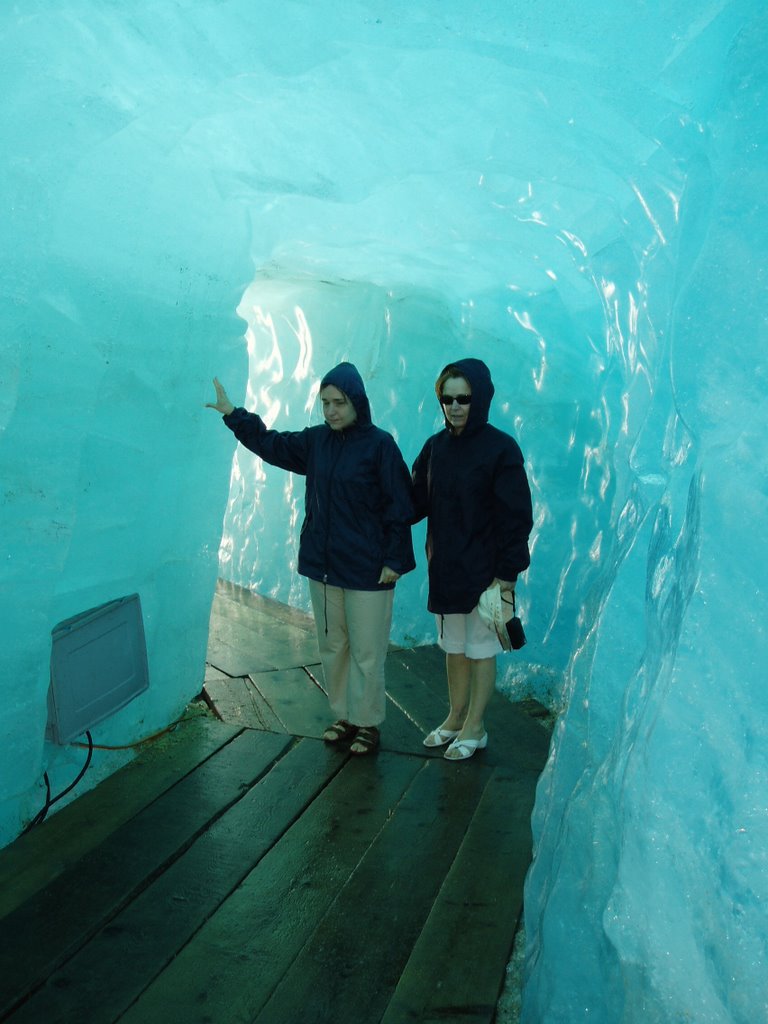 Inner im Rhonegletcher. Dentro del glaciar del Ródano. by José Ángel Sánchez F…