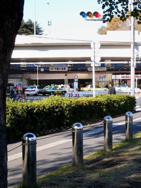 JR Sendagaya station square 千駄ヶ谷駅前 by beya_conger