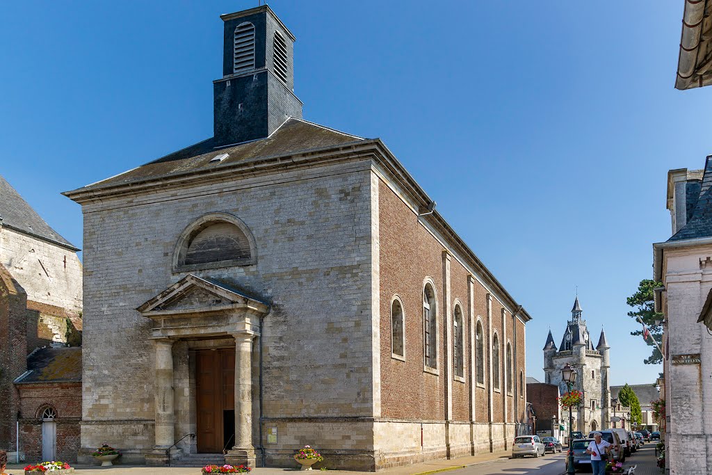 Eglise Saint Wulphy Rue by Berpiet