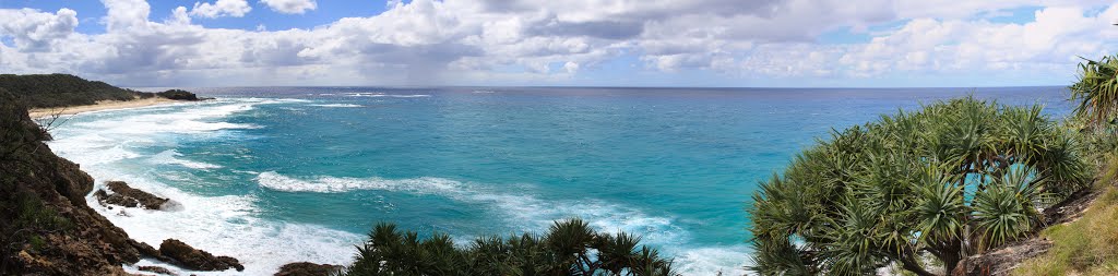 Frenchmans Beach, North Stradbroke Island, Coral Sea, Queensland, Australia by kaihopara