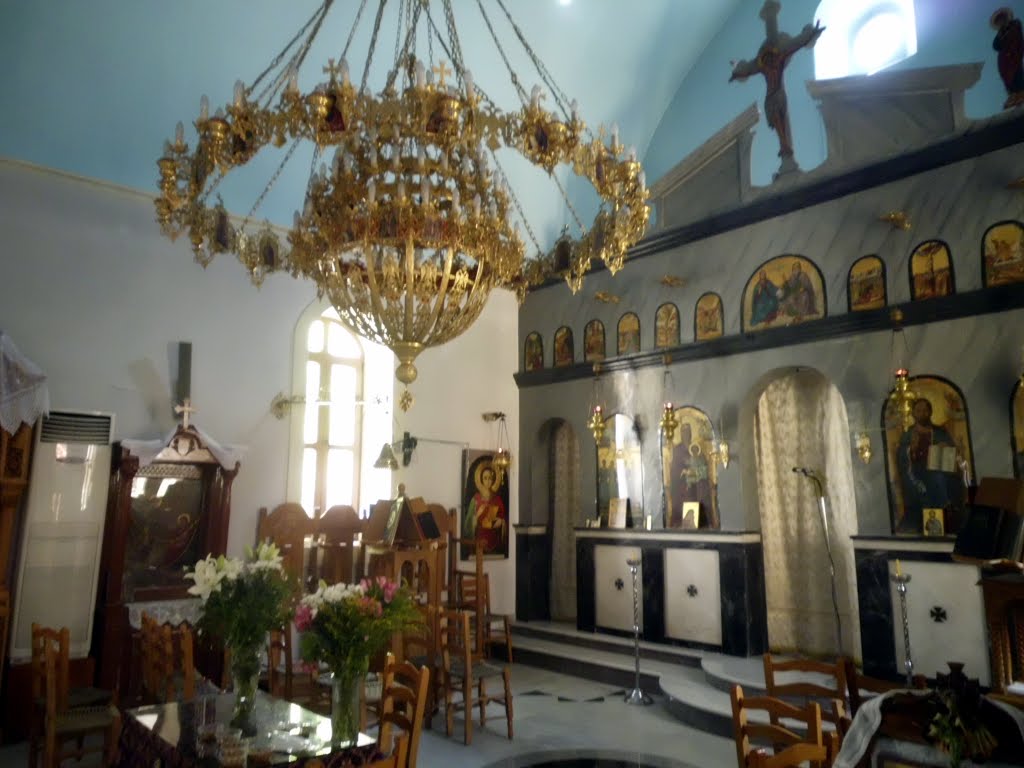 Greece : Crete : Agia Galini : Church of Tessaron Martiron by tinawaldo