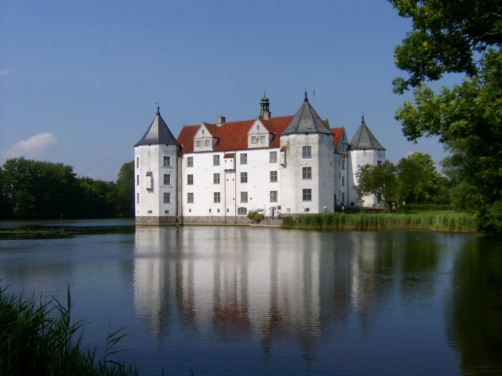 Schloss Glücksburg 2007 by ralflauber