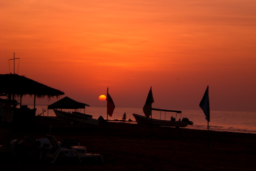 Suwadi Al Batha, Oman by martijnvdhelm