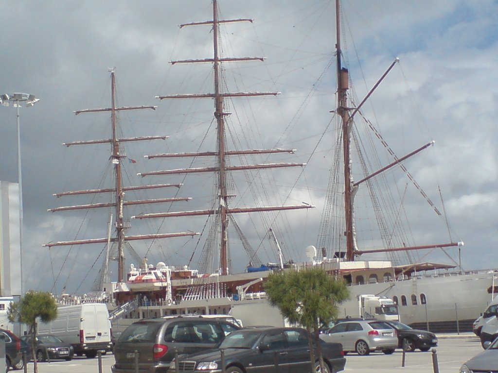 Velero en Lisboa by Francisco José Tébar…