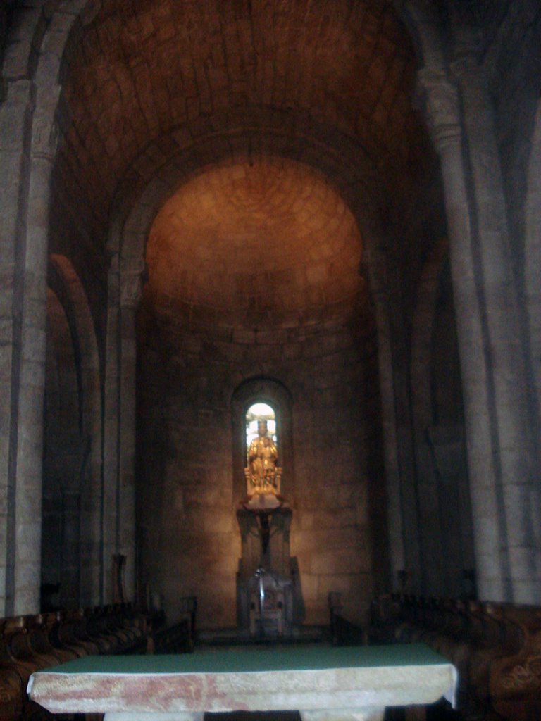 09/07 - Interior de San Salvador de Leyre, Navarra - ES by Moacyr Filgueira