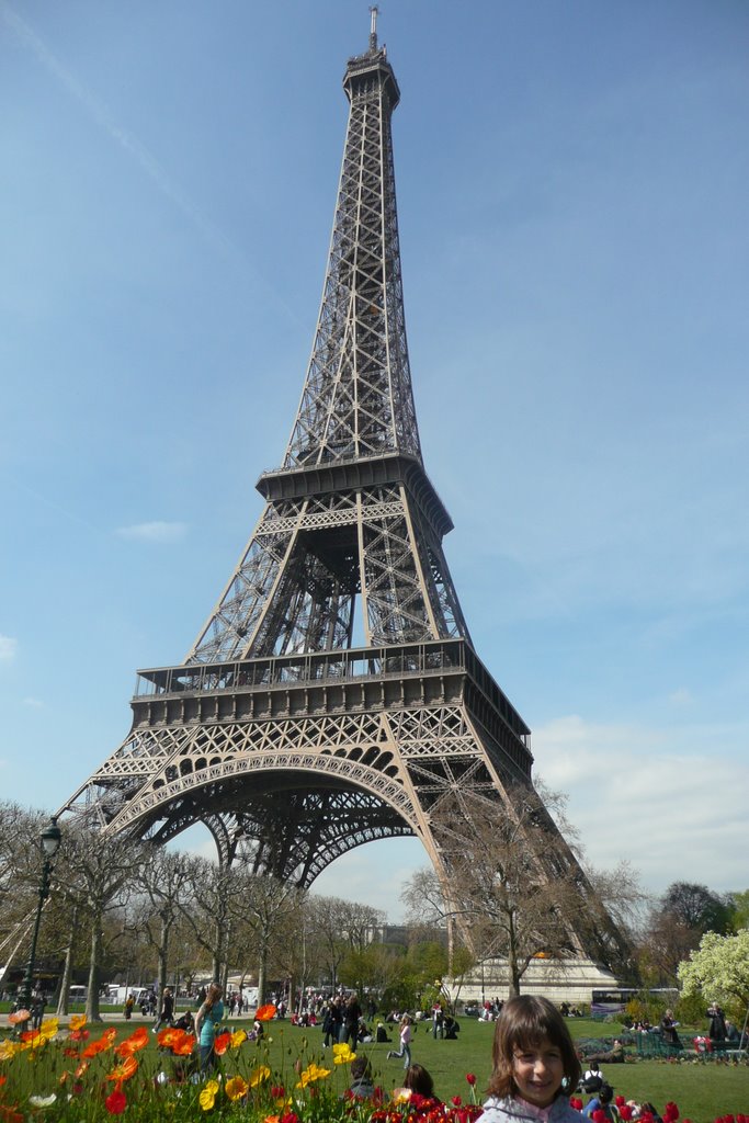 Torre eiffel by Daniele Lugari