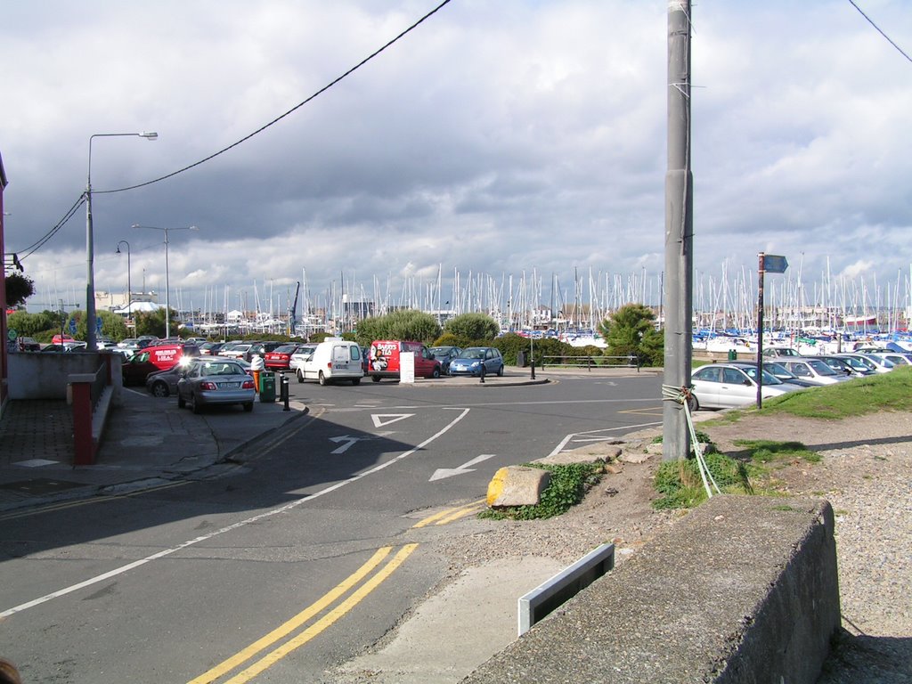 Howth, Ireland by dzid