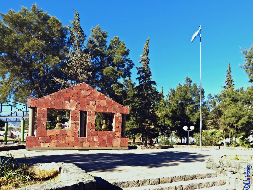 Obra arquitectónica en la Plaza Fray M. Esquiú - Fiambalá, Catamarca by ►Leirbag