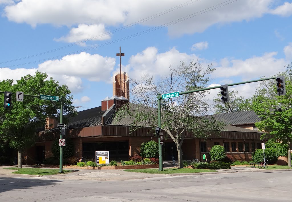 Newman Catholic Student Center in Iowa City, IA by Gino Vivi