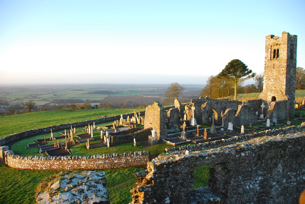 Slane Abbey and courtyard by Daniel Massey