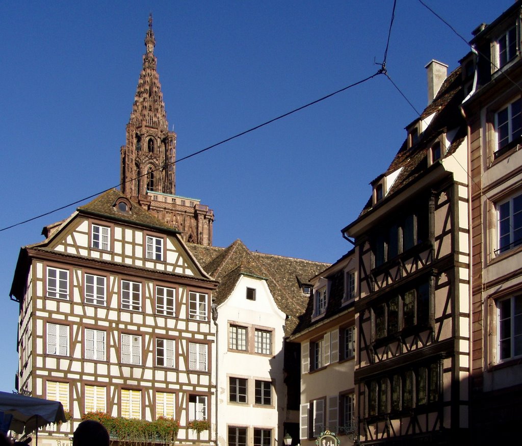 Straßburg, Place du chateau by Ellen Haider