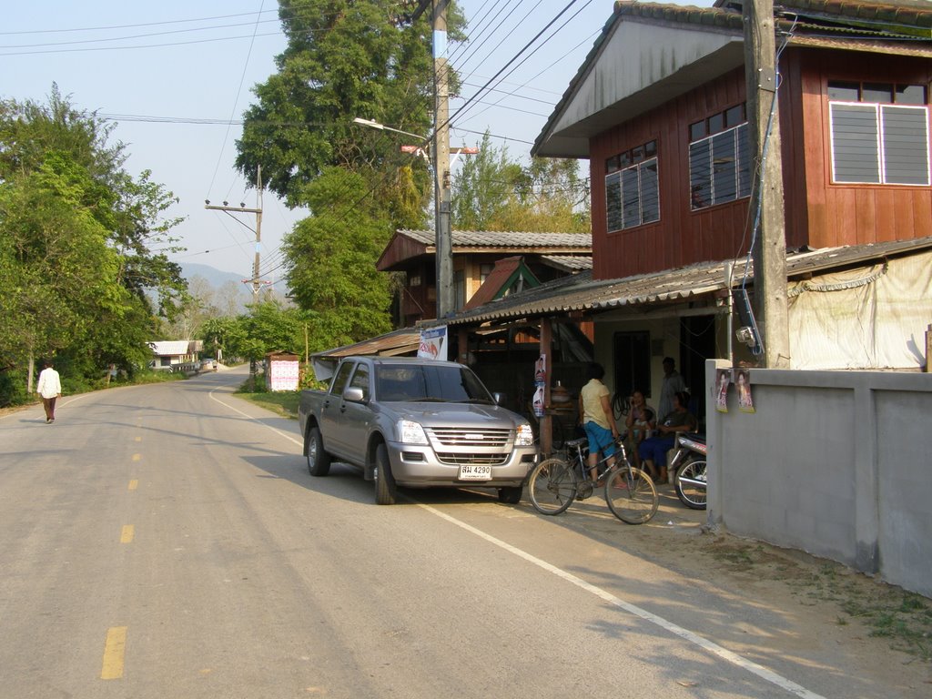 View Ban Pong Khong road. at Ban Chang by Chamrat Charoenkhet