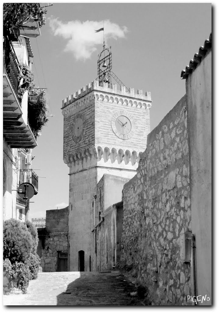 Mussomeli, Torre Civica (1533) by Piero Genova