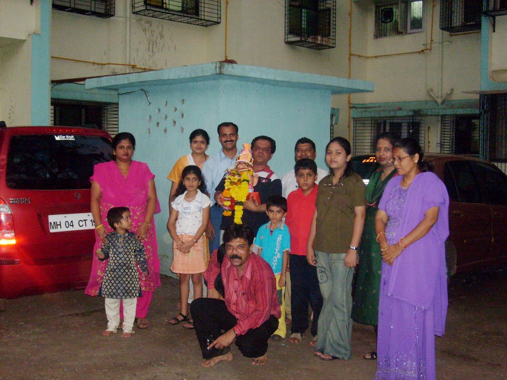 Ganesh Festival in Devi Krupa Society, Neelam Nagar, Mulund (E) by smshekhar8