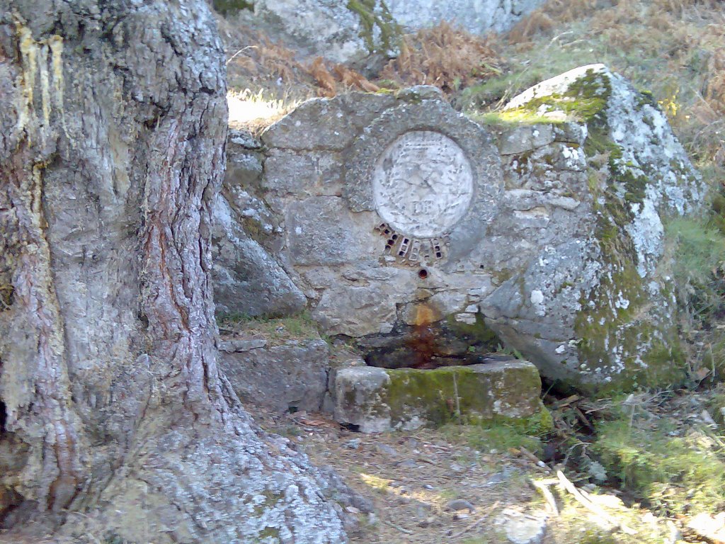 Fuente de Peña La Casa by José M. Maza Bermejo