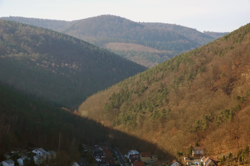 Neustadt - Wolfsburg - Green Ridge Mtns. im Heidenbrunnertal :) by ®mene