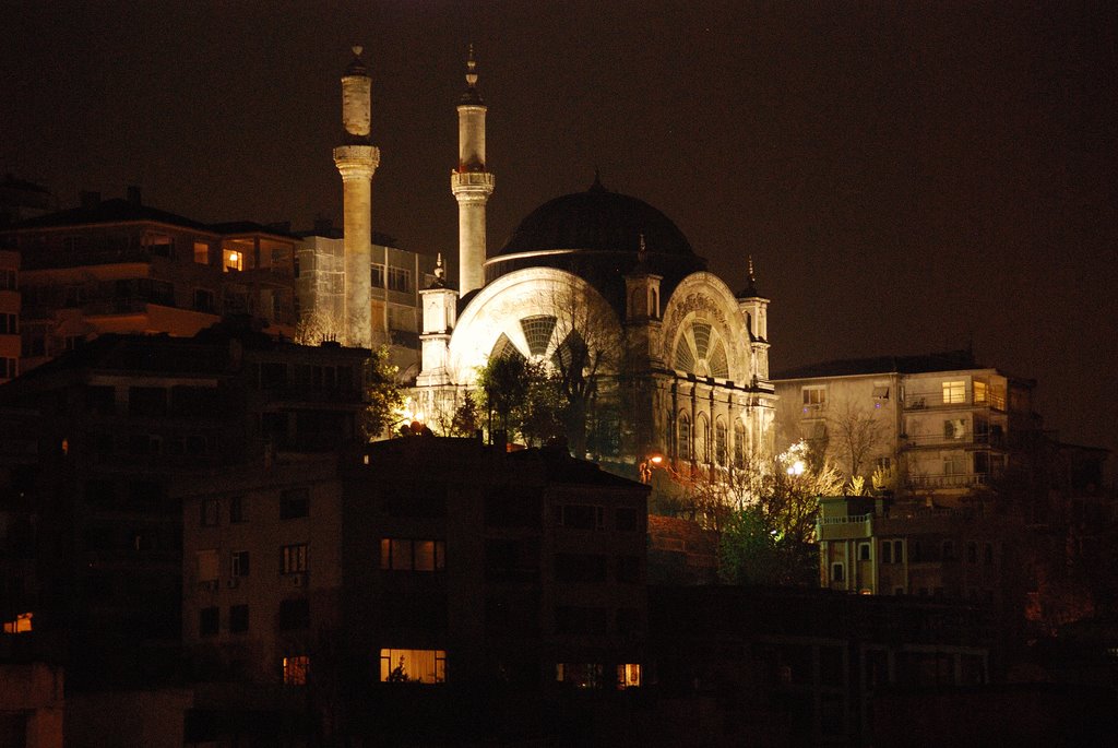 Cihangir Cami by Marc Tolosa