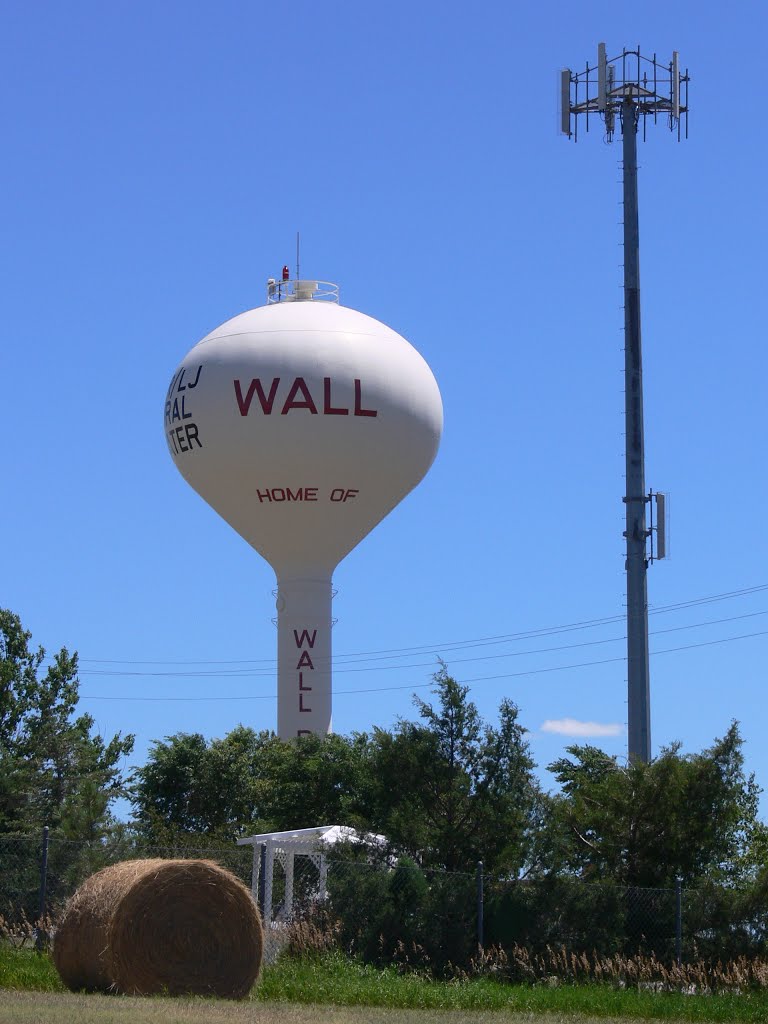 Wall's Water Tower, South Dakota by J.gumby.BOURRET