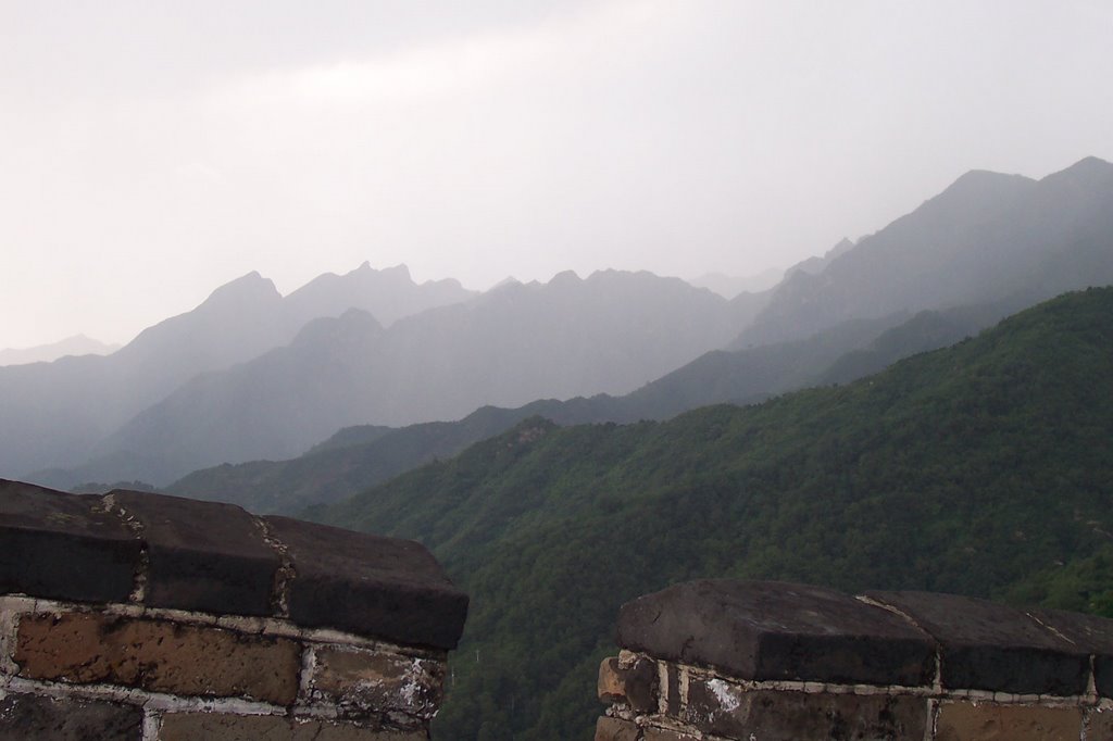 The Great Wall at Mutianyue, China by roetierutger