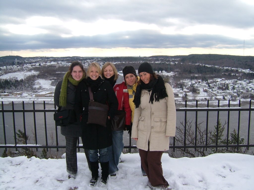 Les Belges à la croix de Chicoutimi Nord by maxime chevalier