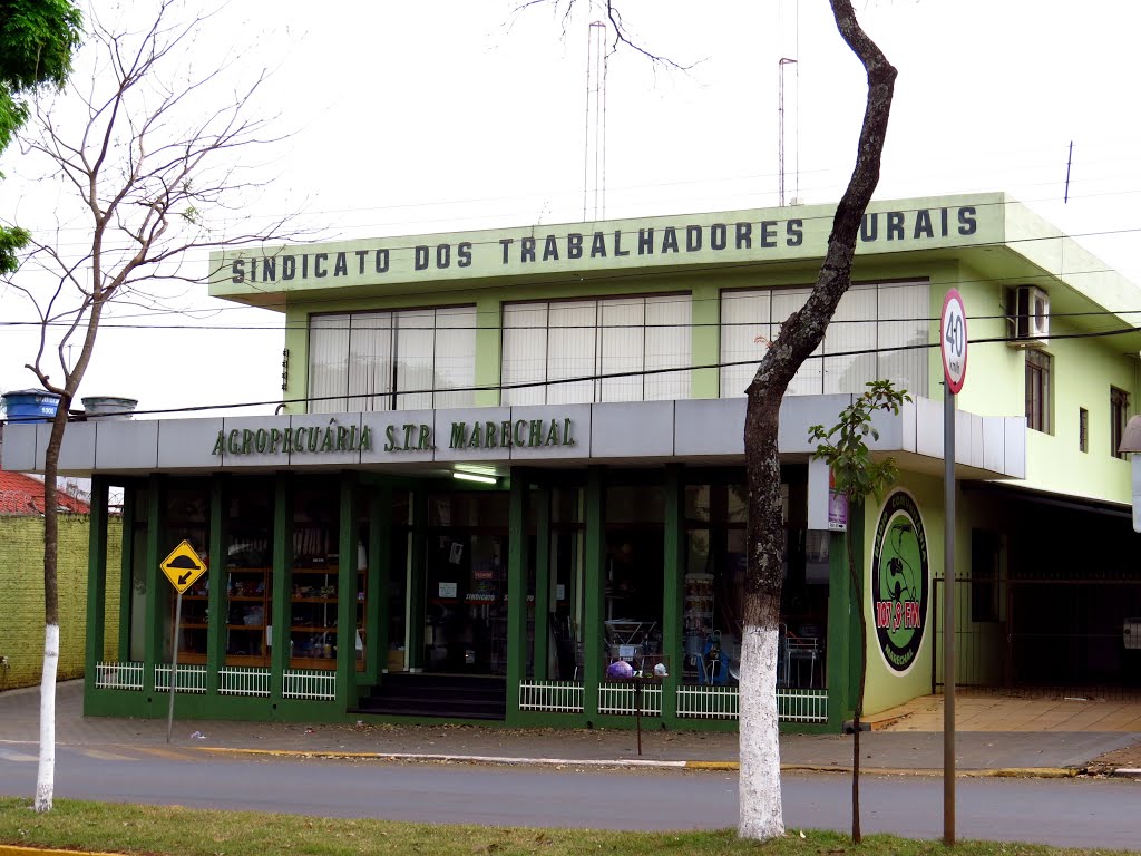 Sindicato dos Trabalhadores Rurais em Marechal Cândido Rondon, PR. by Ricardo Mercadante