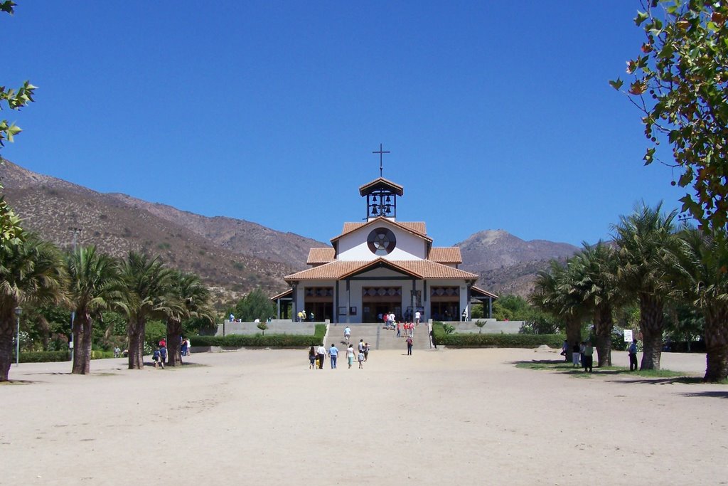 Santuario Santa Teresita de Los Andes by Manuel Estay