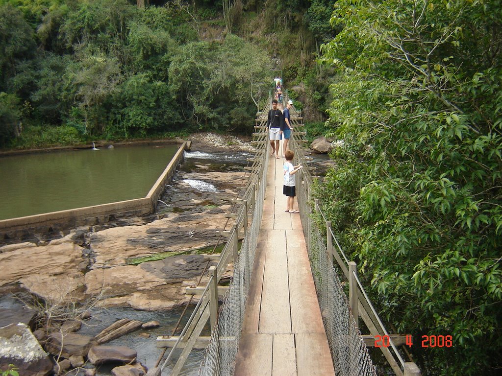 Ponte Pêncil sobre o Rio da Prata - Caldas de Prata - Nova Prata - RS by Levi Vladimir Both