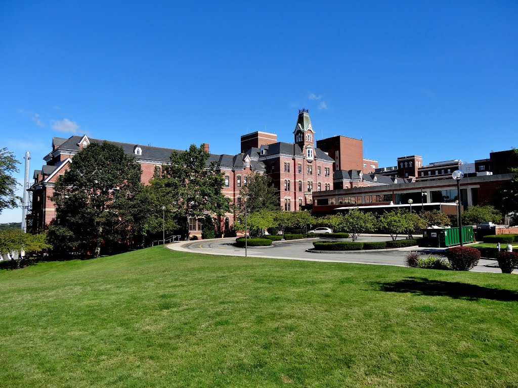 Maine Medical Center, Portland Maine by Taoab