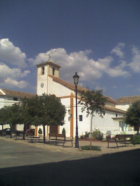 Arbuniel,plaza la iglesia by Juan Lopez