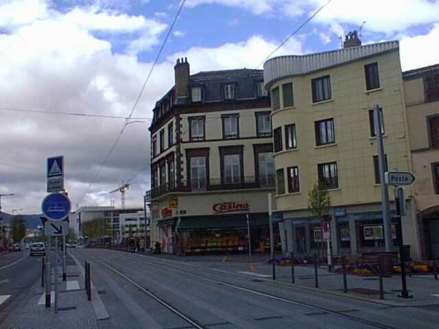 Avenue de la République à Montferrand by rbrocard