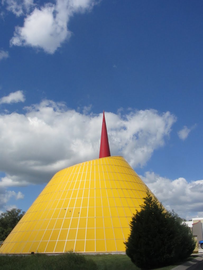 National Corvette Museum by Ronald Losure