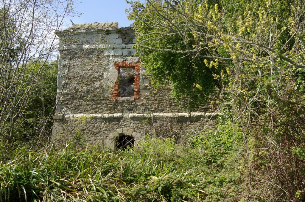 La maison de Nicolas Fouquet à Belle-Île. by chollet-ricard