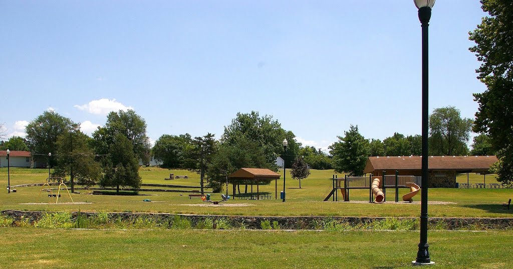 Silver Springs Park, Springfield, Missouri by blakelylaw