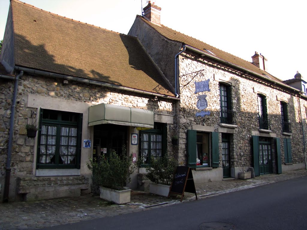 Rochefort en Yvelines * Restaurant L'Escu de Rohan by Norberto CRUZ