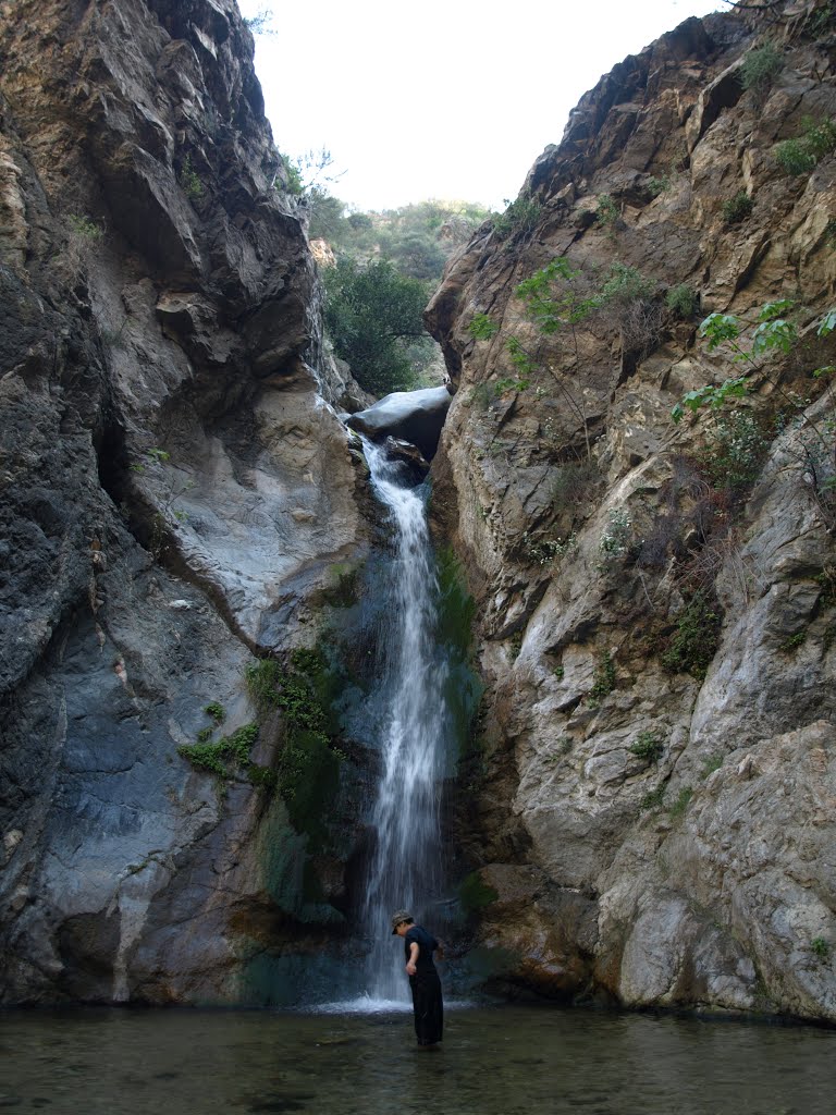 Eaton Canyon Falls by Blake of the Bluffs