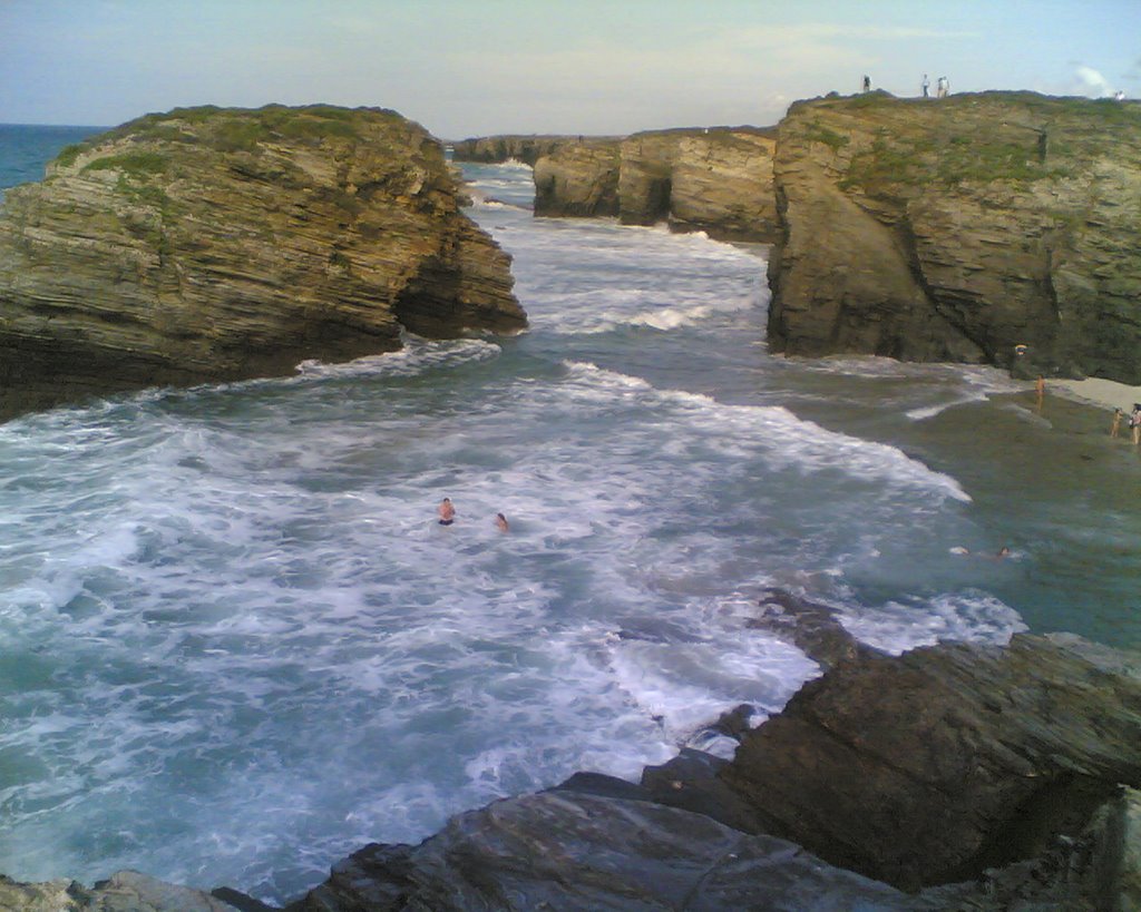 Playa de las Catedrales (Lugo) by Joaquín Vilas