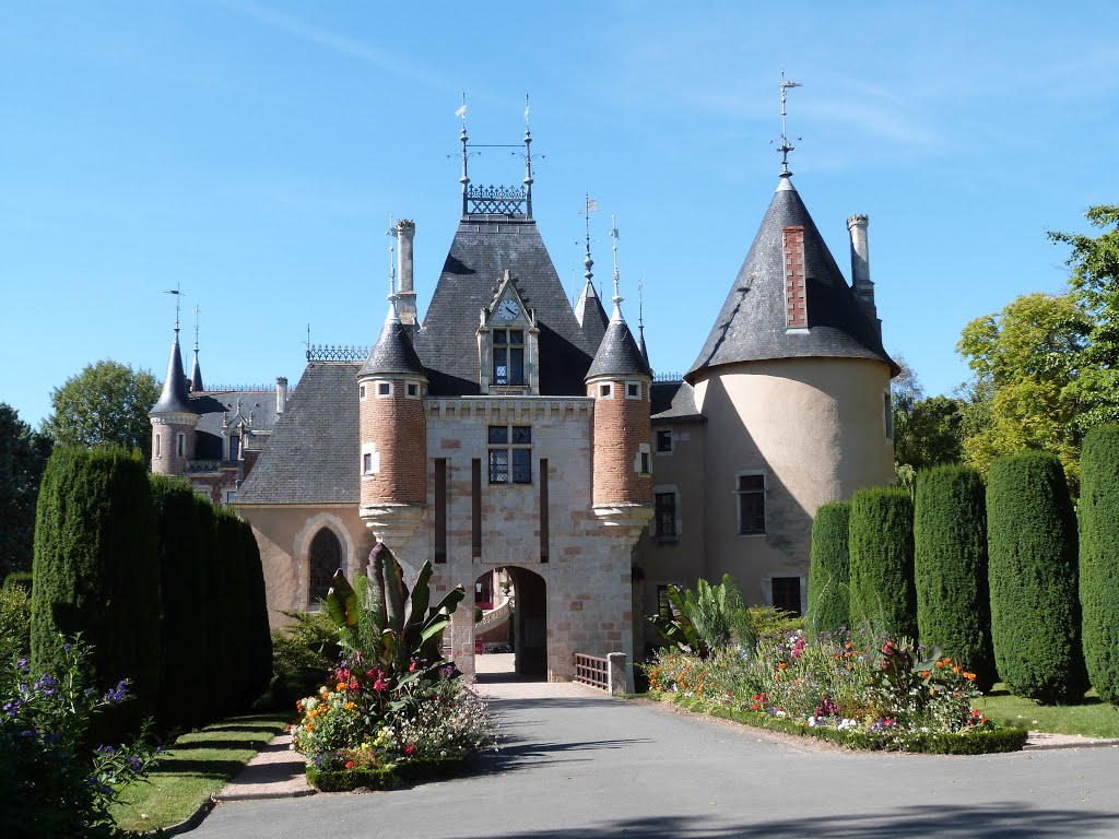 Castillo de Saint Florent sur Cher (Francia). by Asenvi