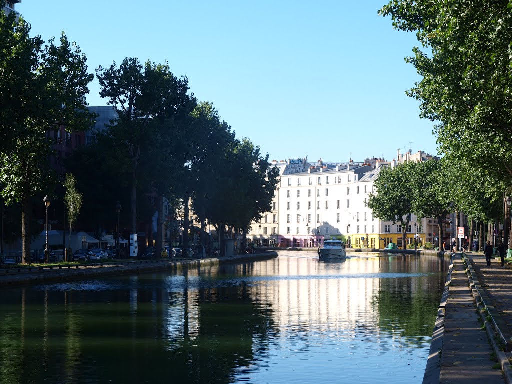 Canal Saint Martin by hanane el hamrani