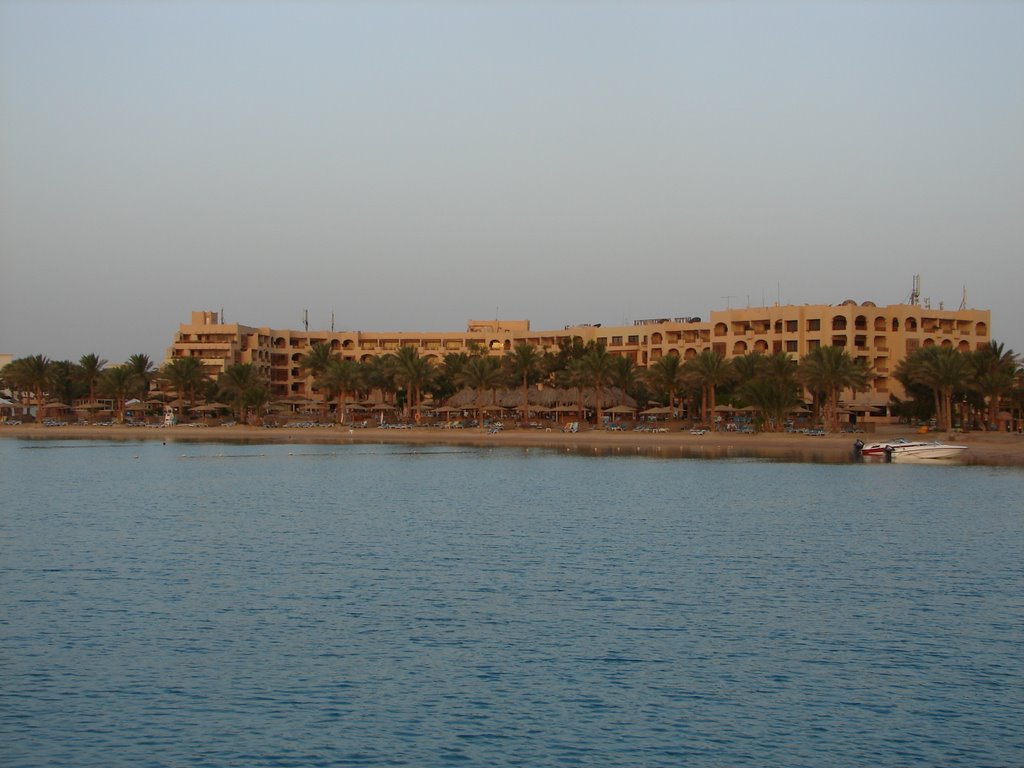 El-Bahr, Qesm Hurghada, Red Sea Governorate, Egypt by Nicolae Milea