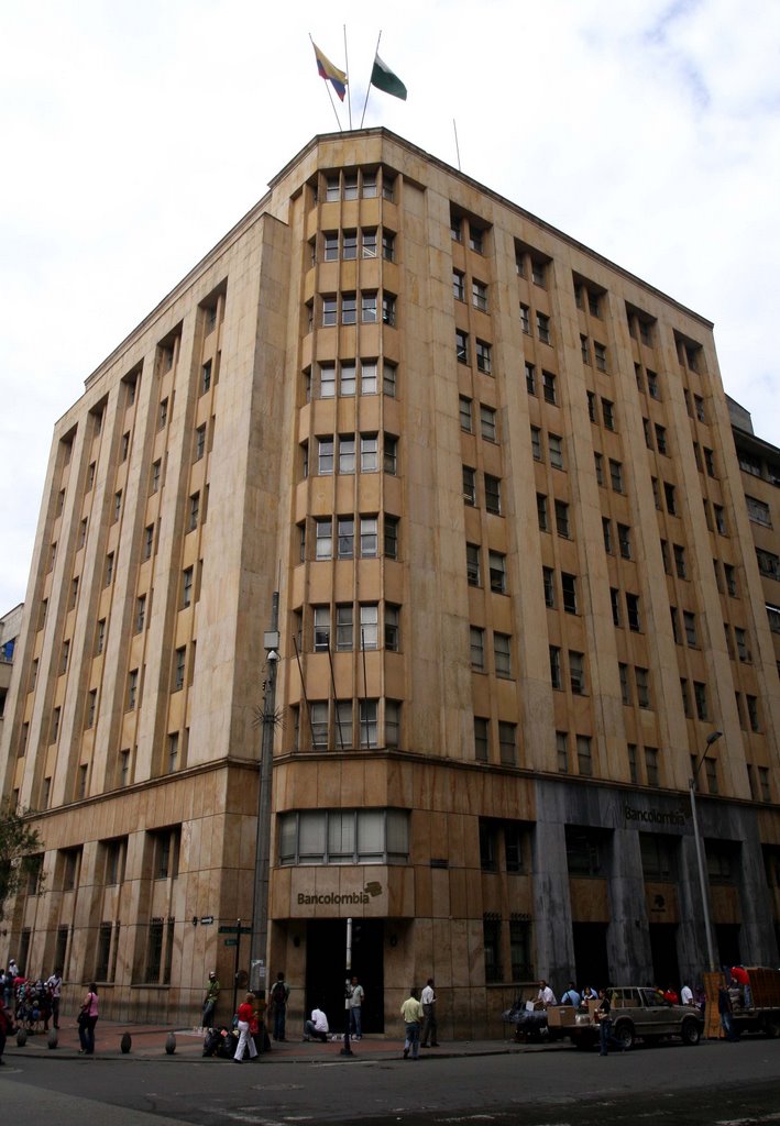 Edificio Banco de Colombia by Periodico Vivir en E…